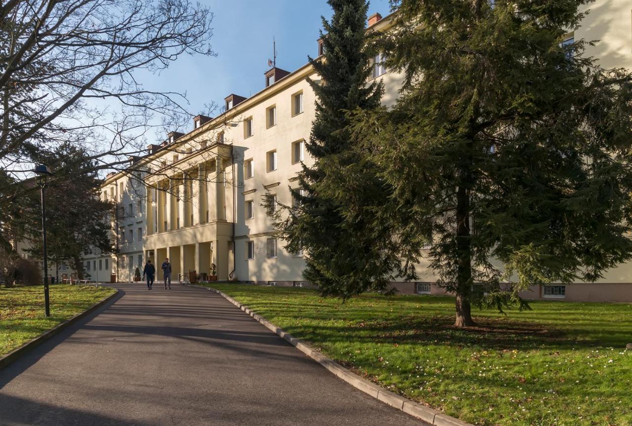 Tauferovy Koleje Hostel Brno Cameră foto